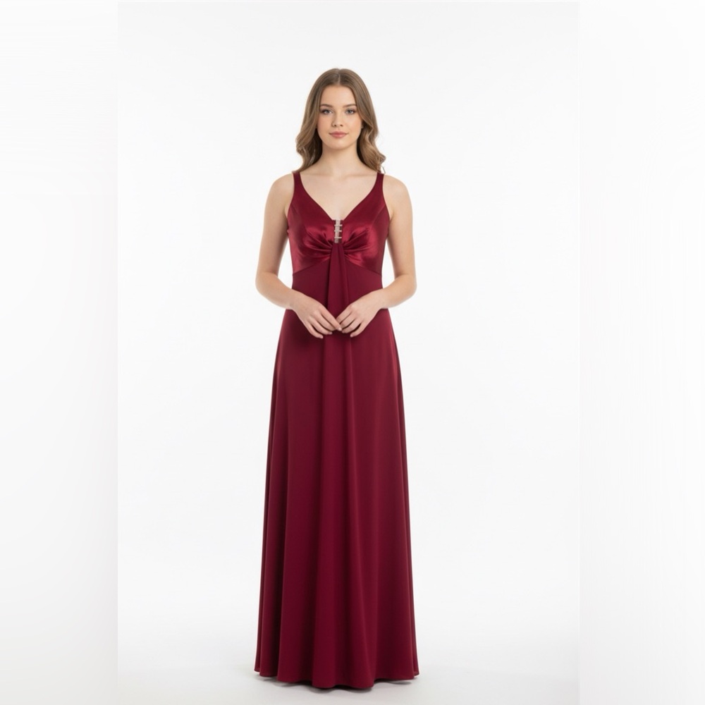 Elegant Burgundy Ball Sleeveless Dress - Picture 9 of 9